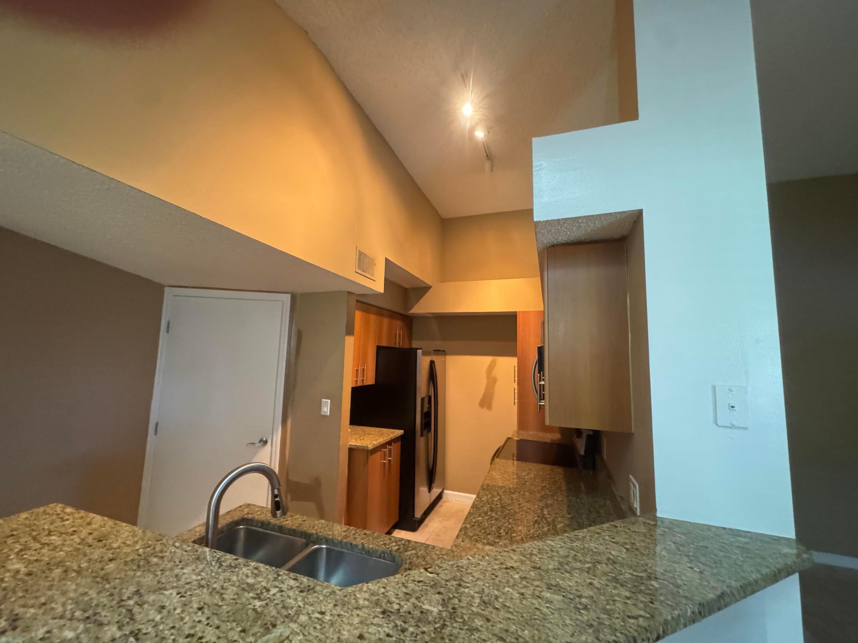 1165 Crystal Way L