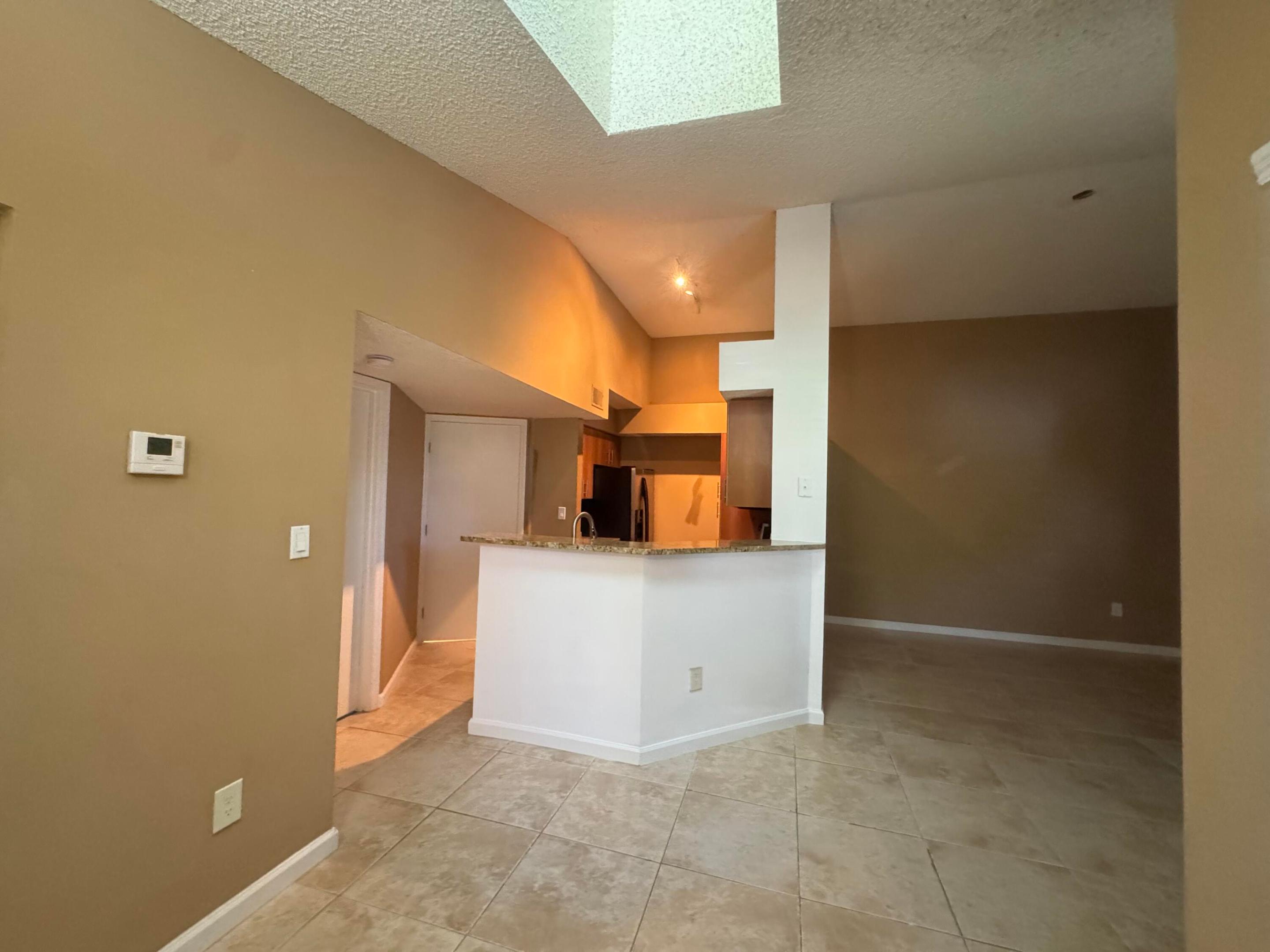 1165 Crystal Way L