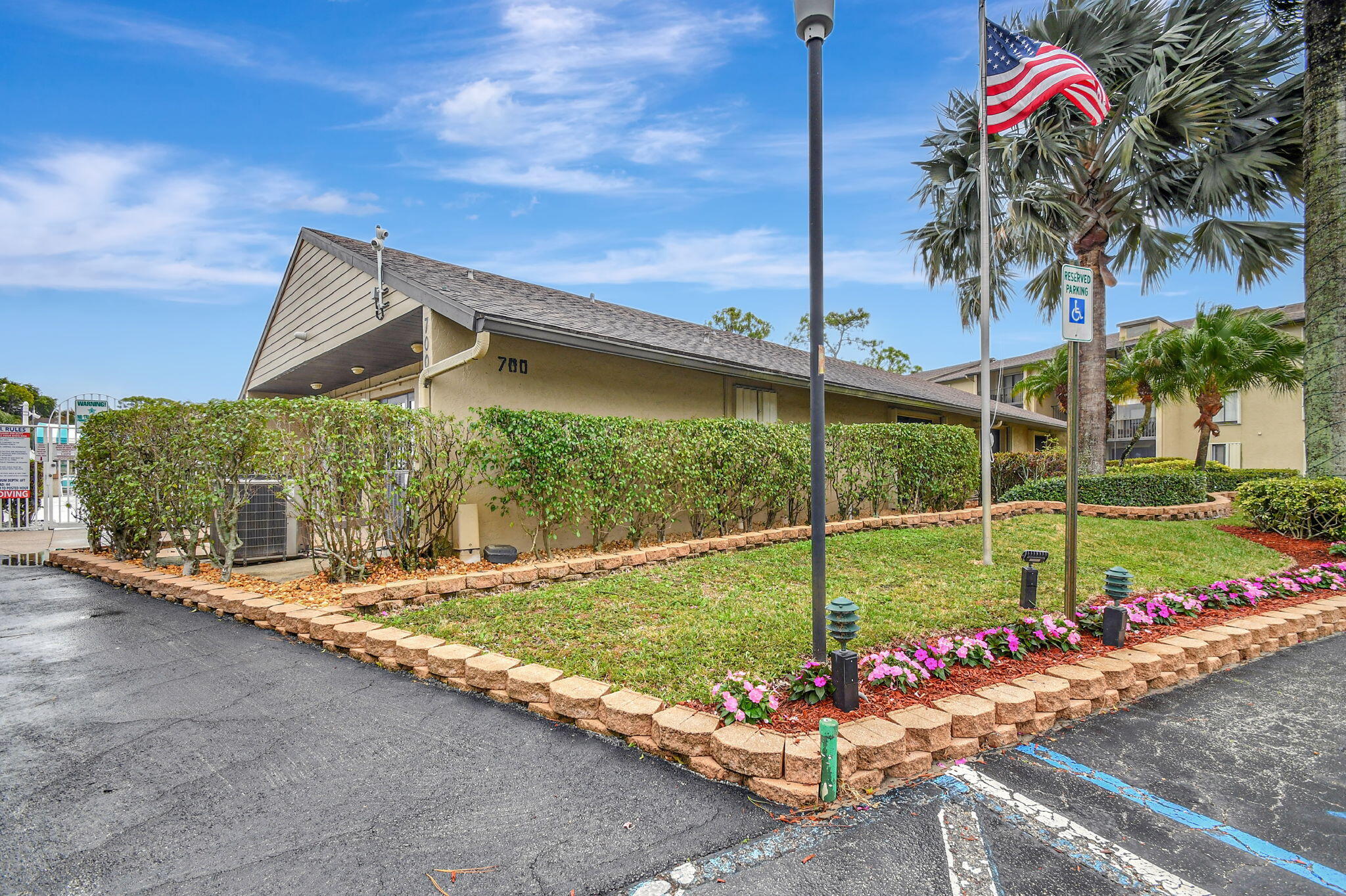 719 Sunny Pine Way C3