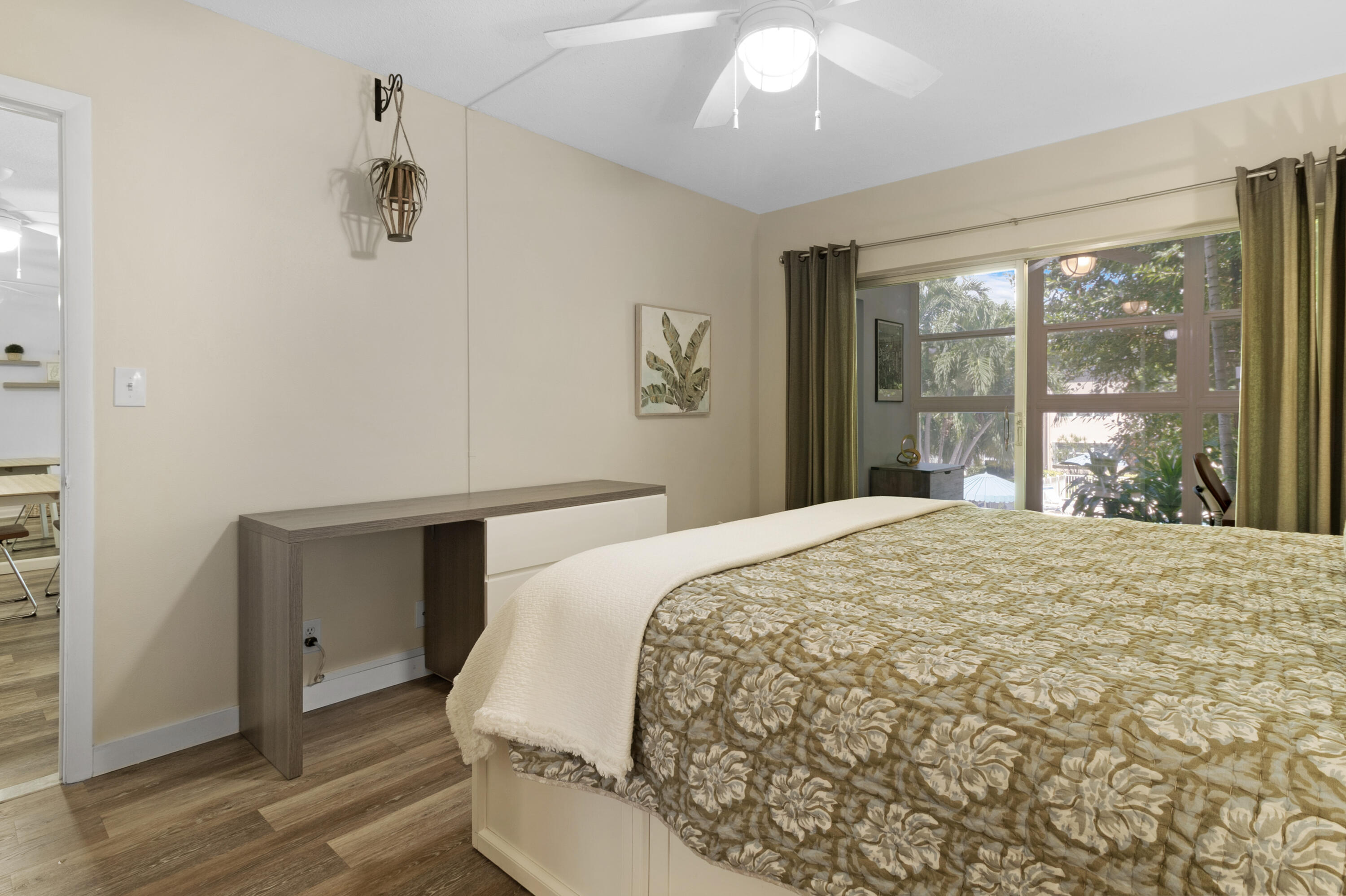 1481 S Ocean 208e, Lauderdale-By-The-Sea Unit: 208e