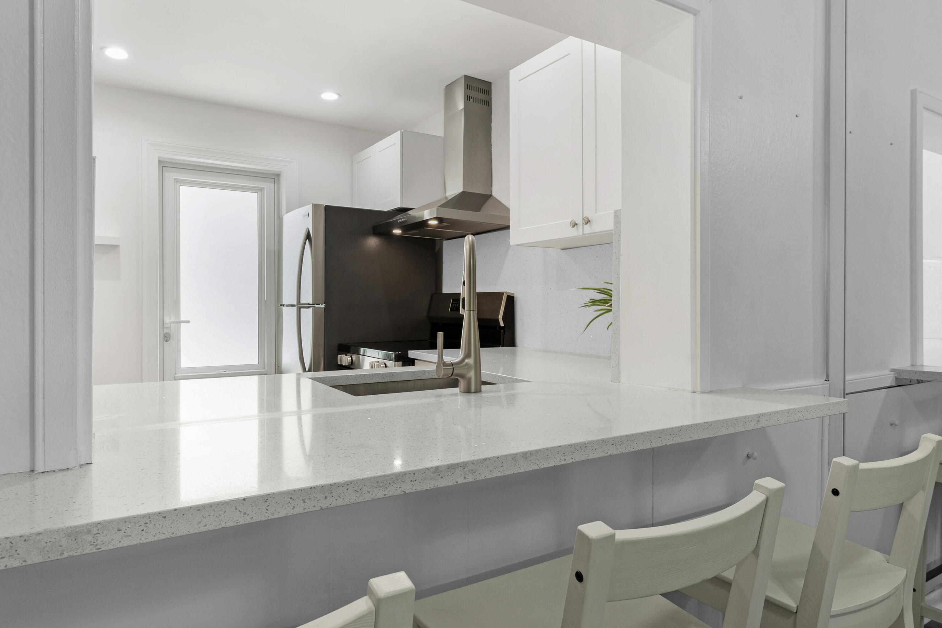 1481 S Ocean 208e, Lauderdale-By-The-Sea Unit: 208e