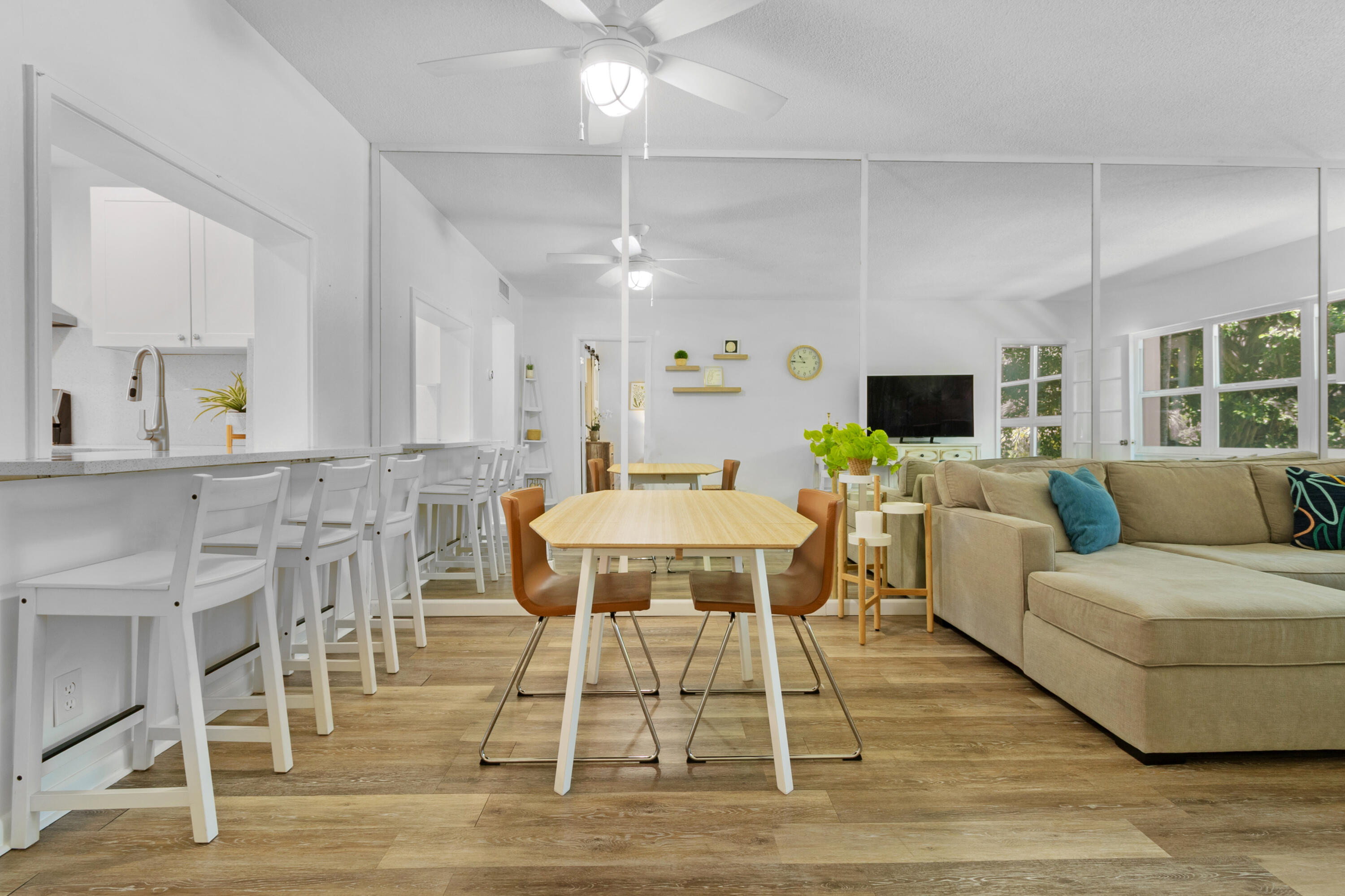 1481 S Ocean 208e, Lauderdale-By-The-Sea Unit: 208e