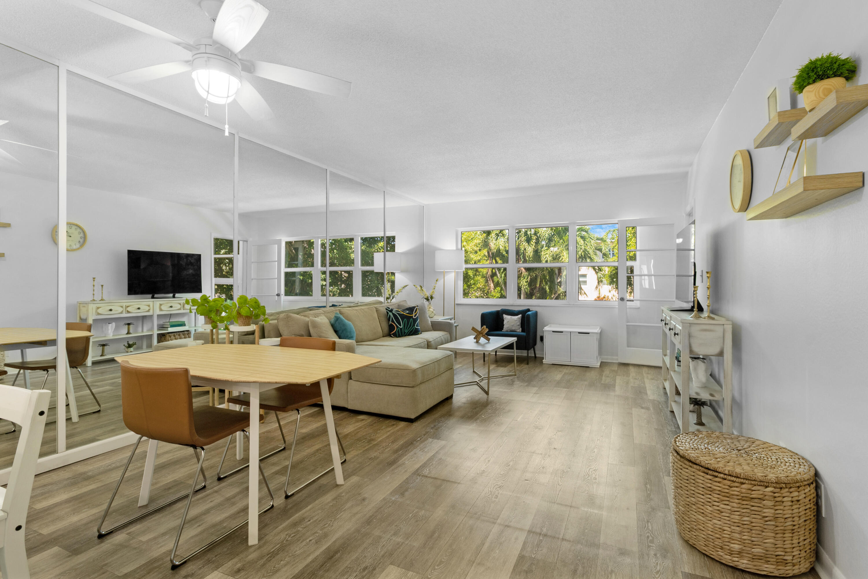 1481 S Ocean 208e, Lauderdale-By-The-Sea Unit: 208e