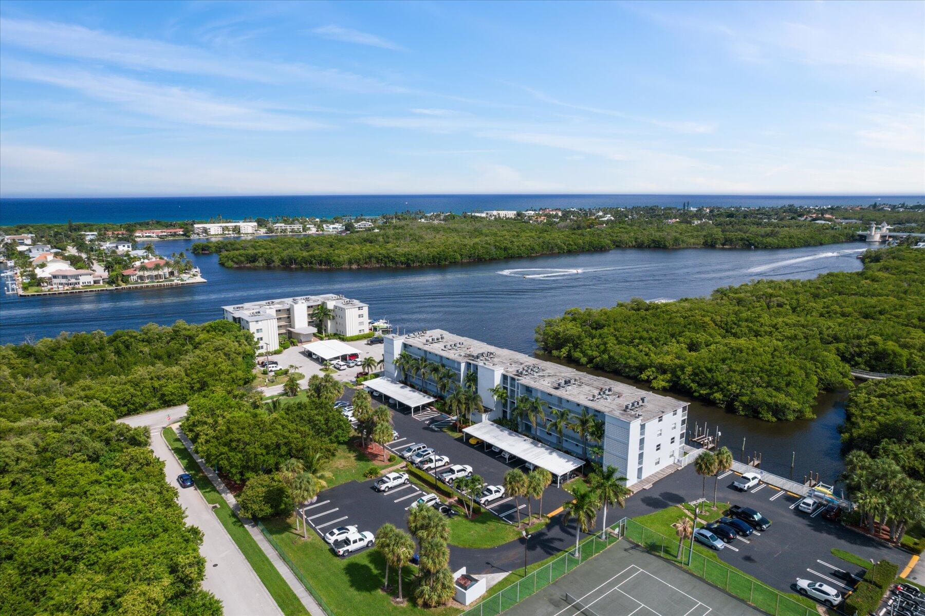 689 NE 6th Court 4010