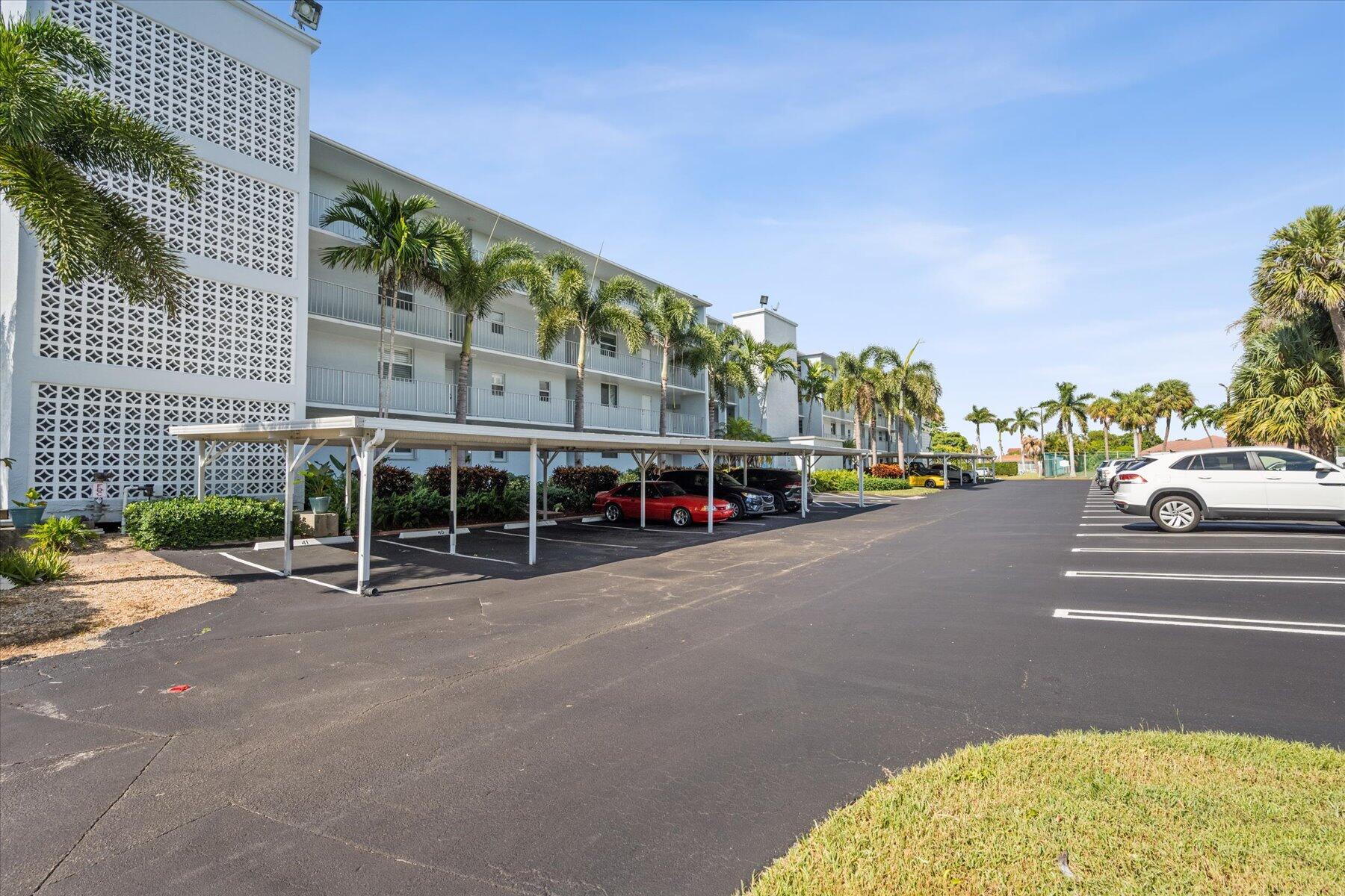 689 NE 6th Court 4010