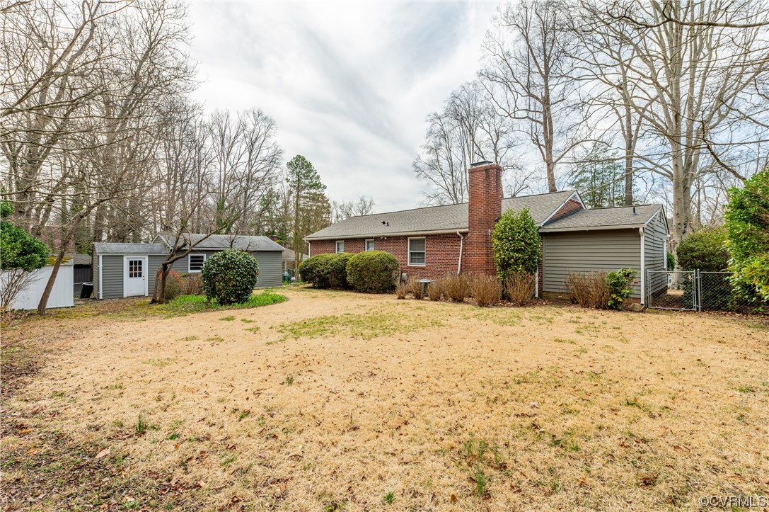 5903 Brookside Blvd