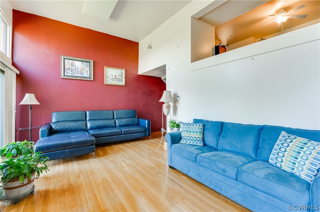 318 Colonel Dr