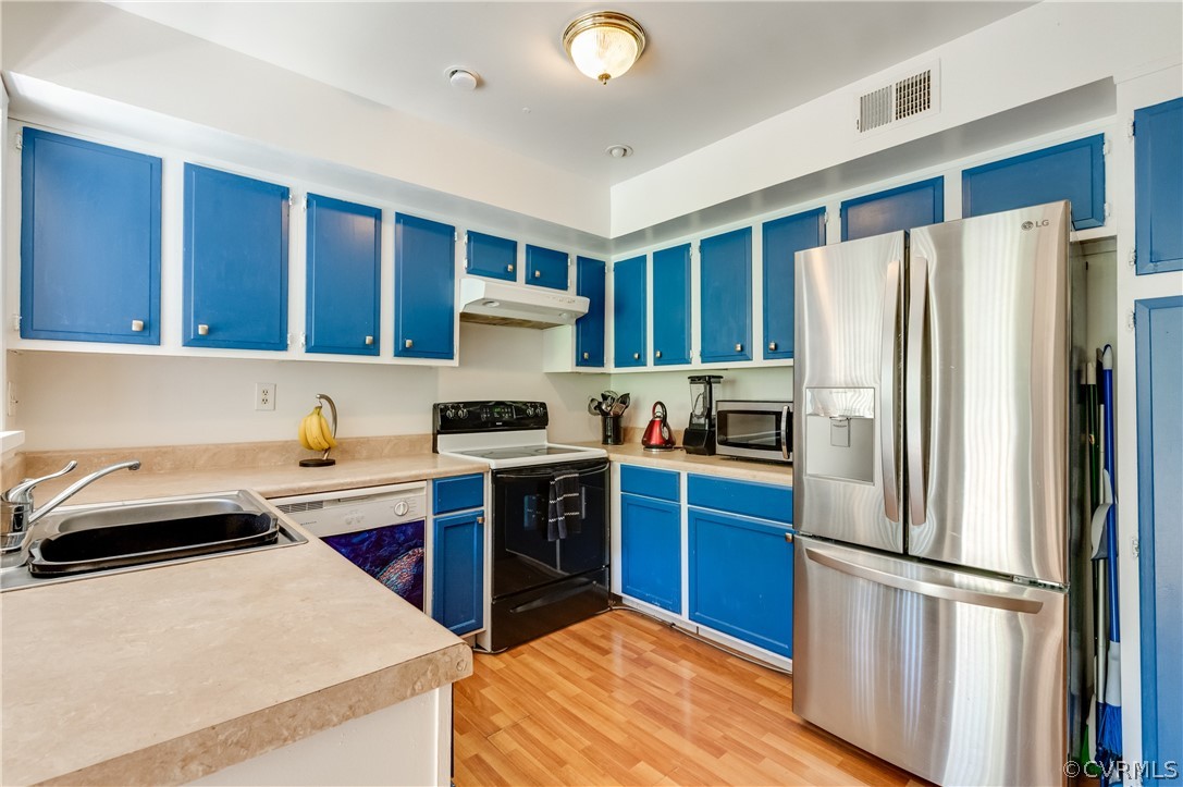 318 Colonel Dr