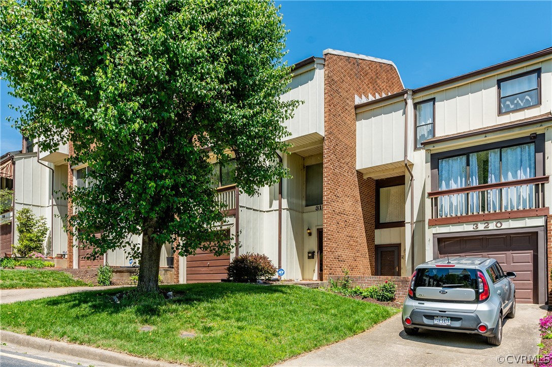 318 Colonel Dr