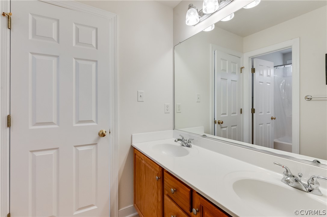 5000 Cobblestone Landing Pl