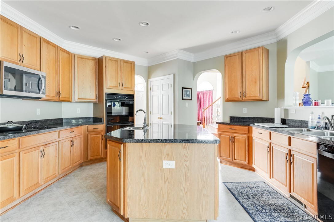 5000 Cobblestone Landing Pl