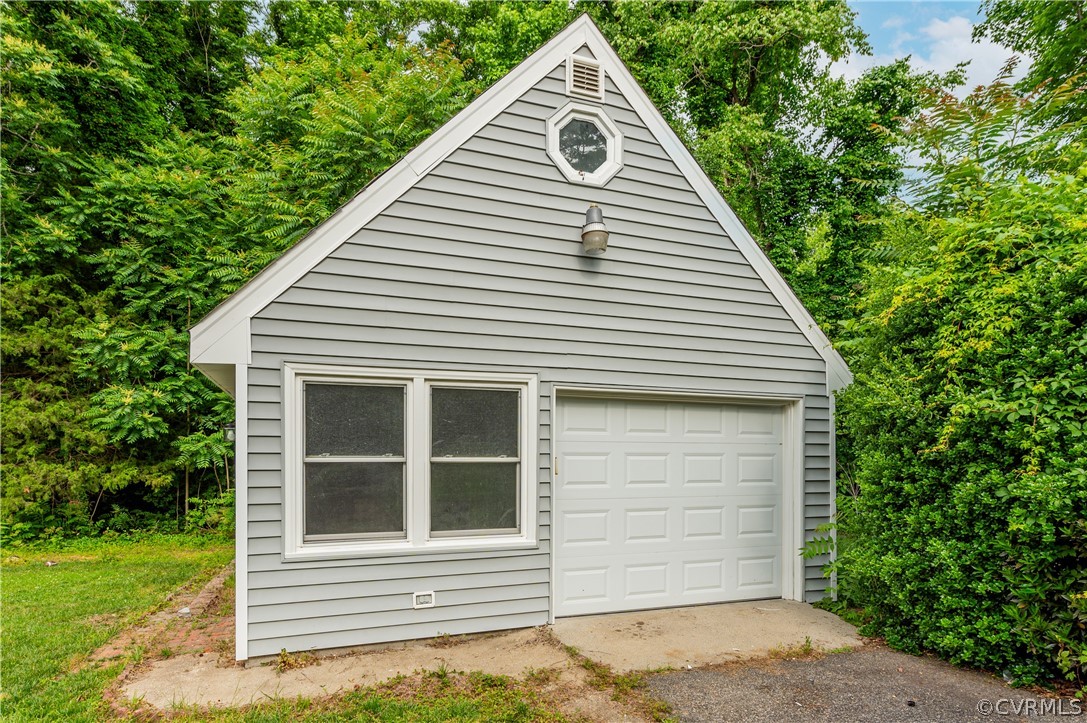 10806 Timonium Dr