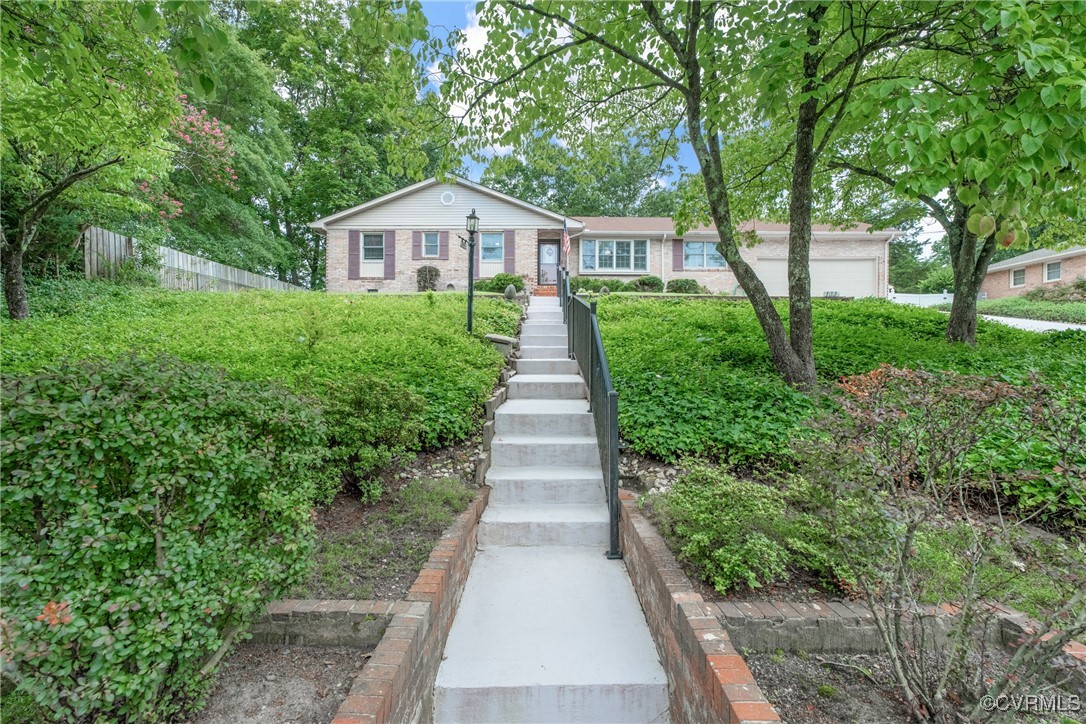 100 Nottingham Dr