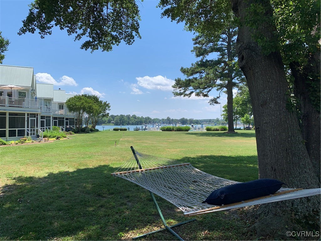 65 Oyster Shell Rd Unit#8