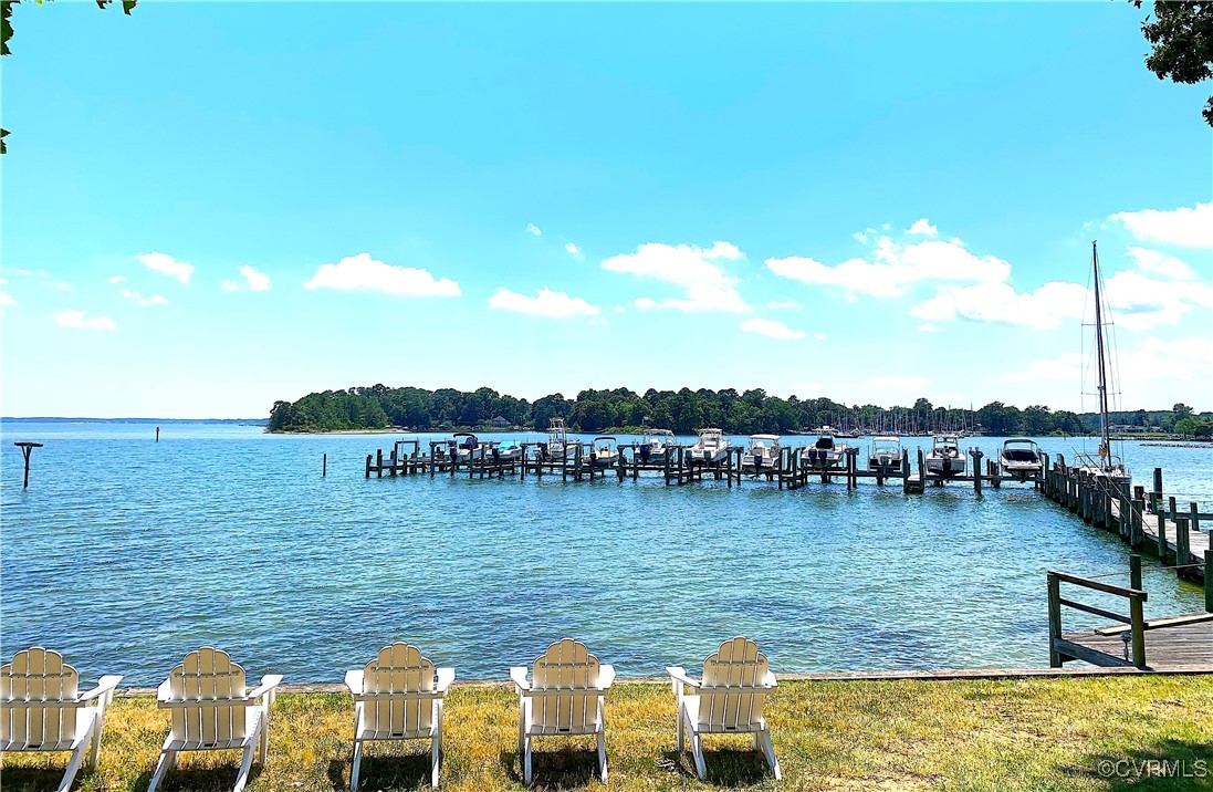 65 Oyster Shell Rd Unit#8