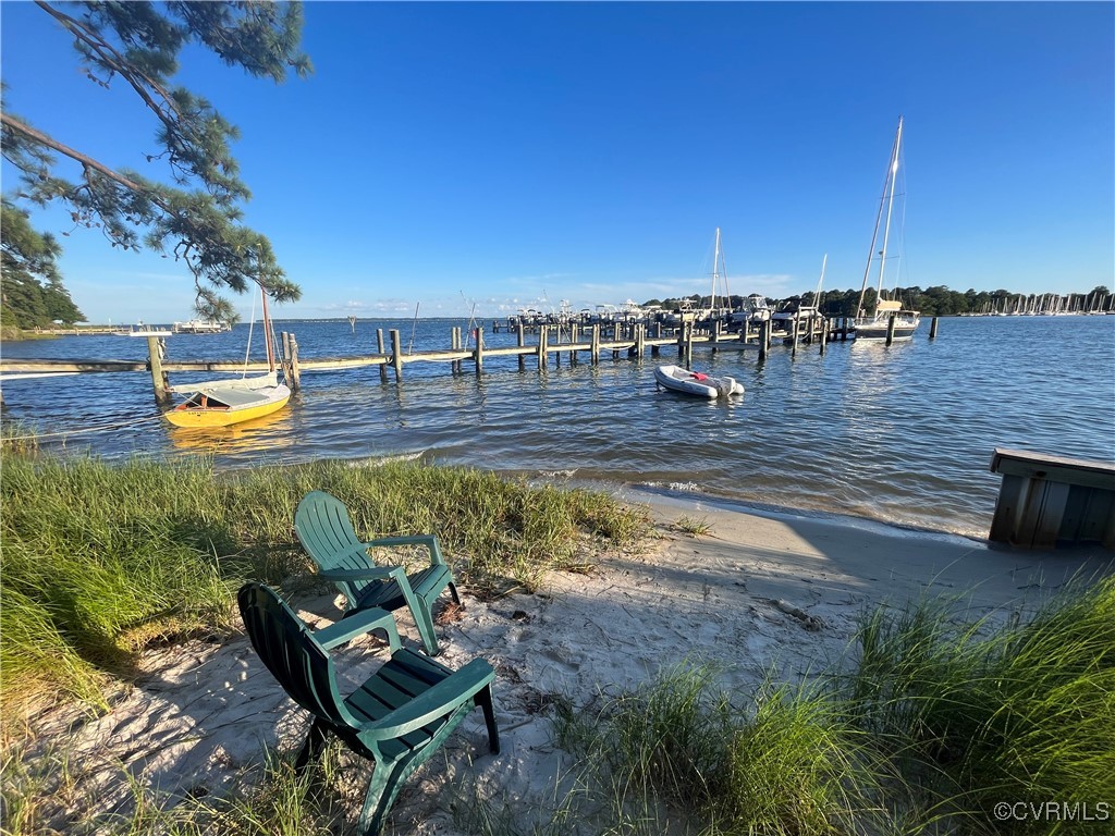 65 Oyster Shell Rd Unit#8