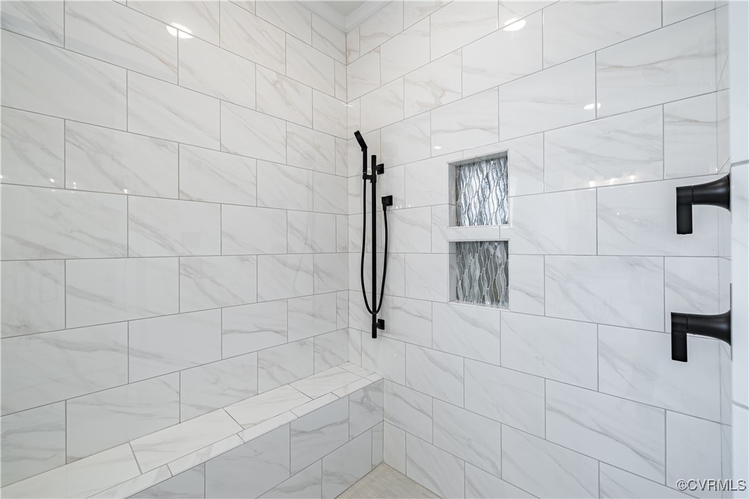 11534 Pine Willow Cir