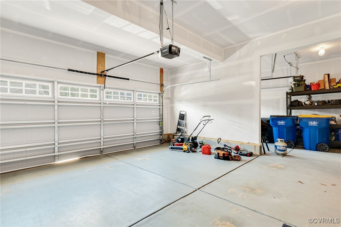 8709 Kingsland Park Ter