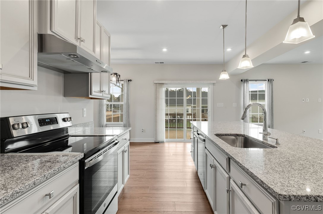 8709 Kingsland Park Ter
