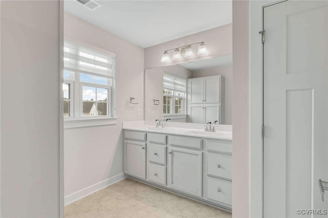 8709 Kingsland Park Ter