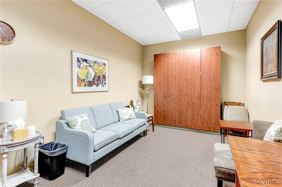 6500 Woodlake Village Cir