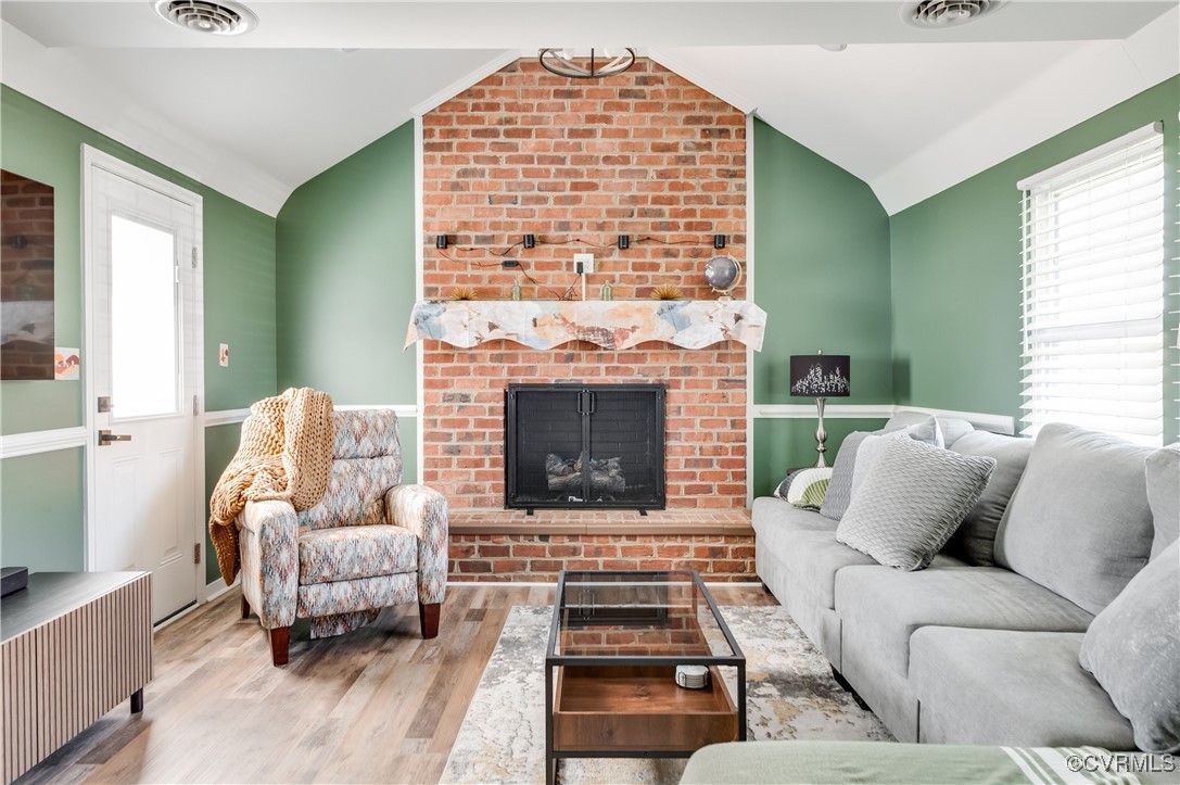 3006 River Rd