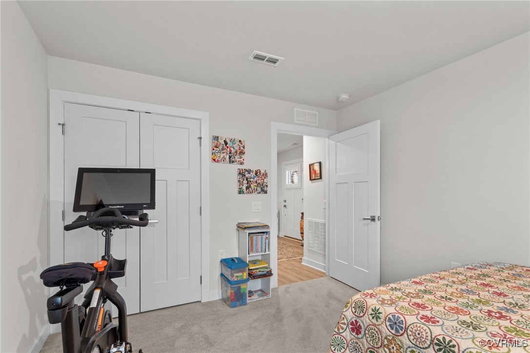 8106 W Danube Loop