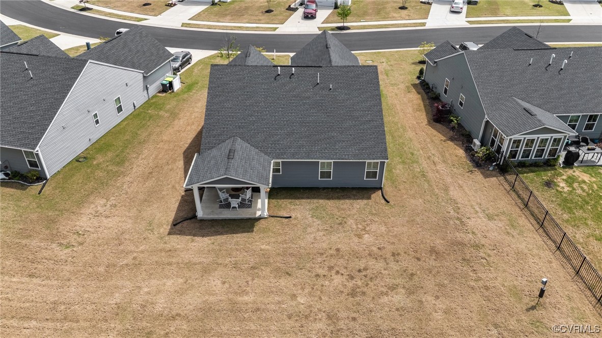 8106 W Danube Loop