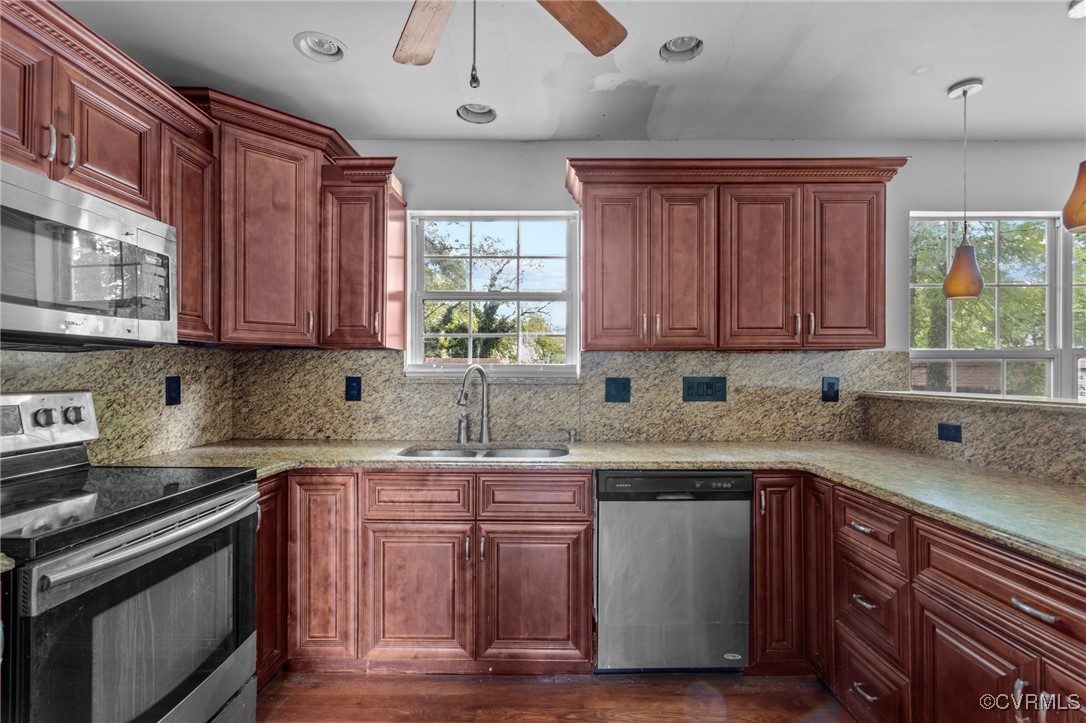 1512 Kennedy Station Ln