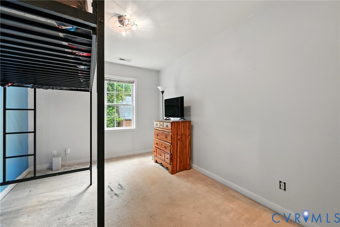 922 Ward Rd