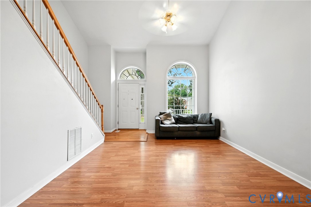 922 Ward Rd