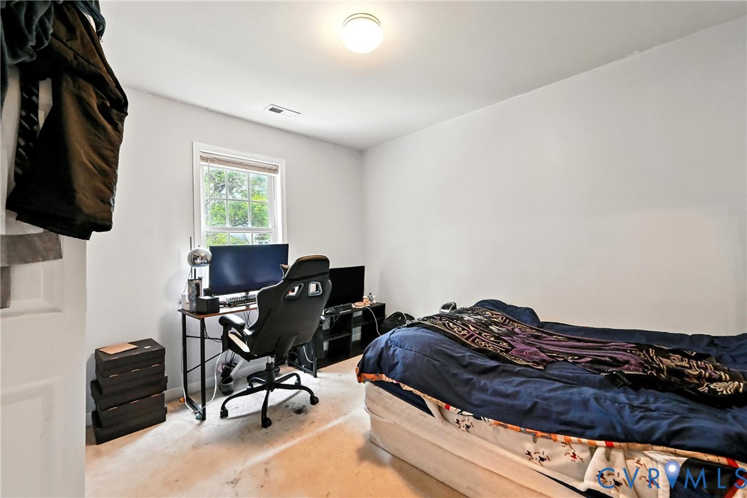 922 Ward Rd