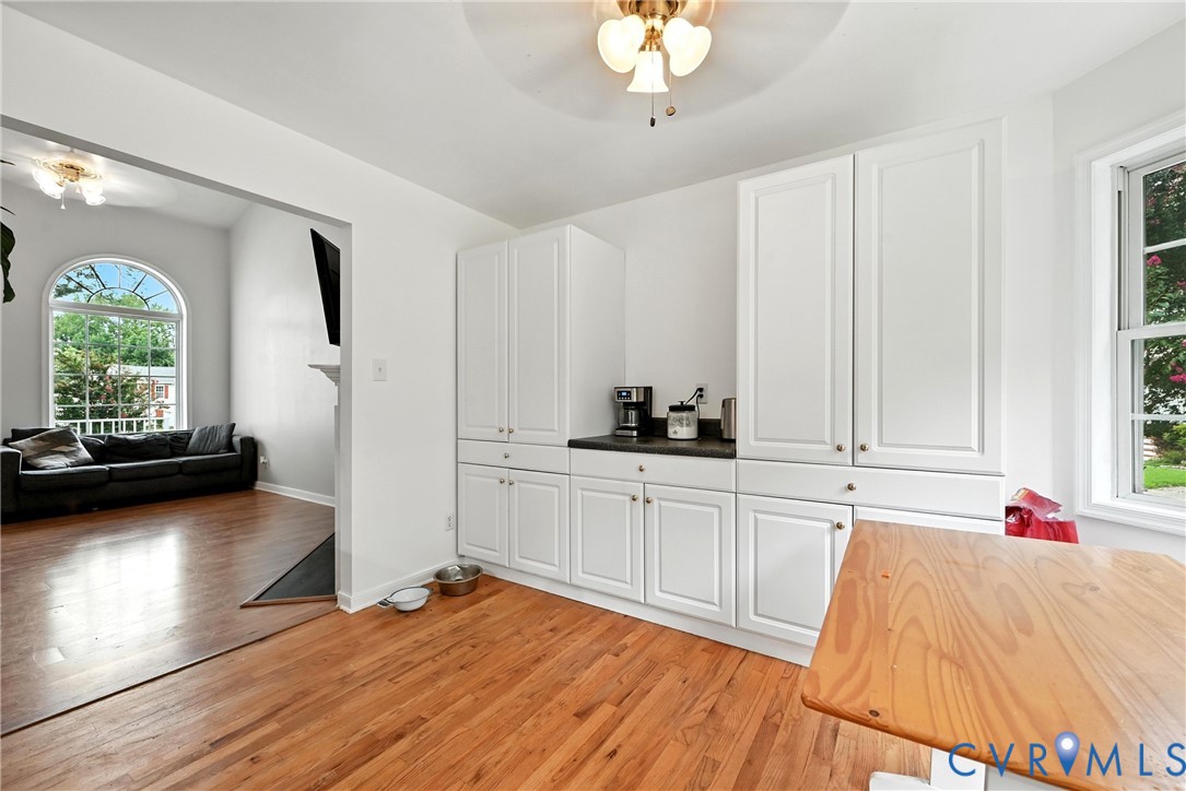 922 Ward Rd