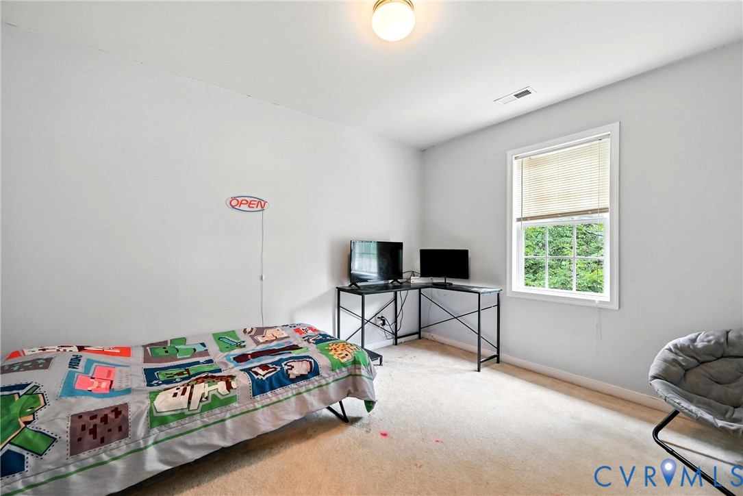 922 Ward Rd