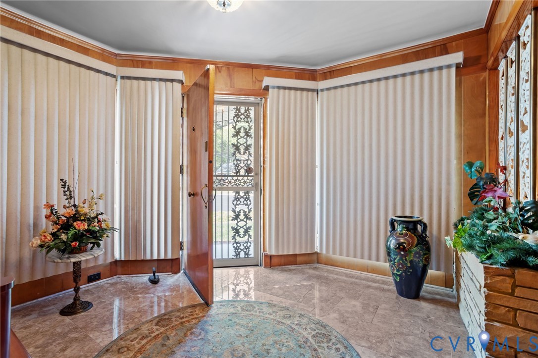 1635 Forest Glen Rd
