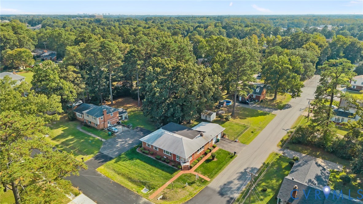 1635 Forest Glen Rd