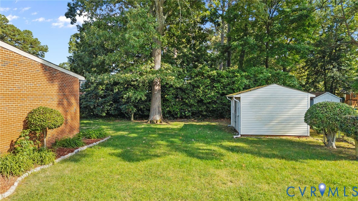 1635 Forest Glen Rd