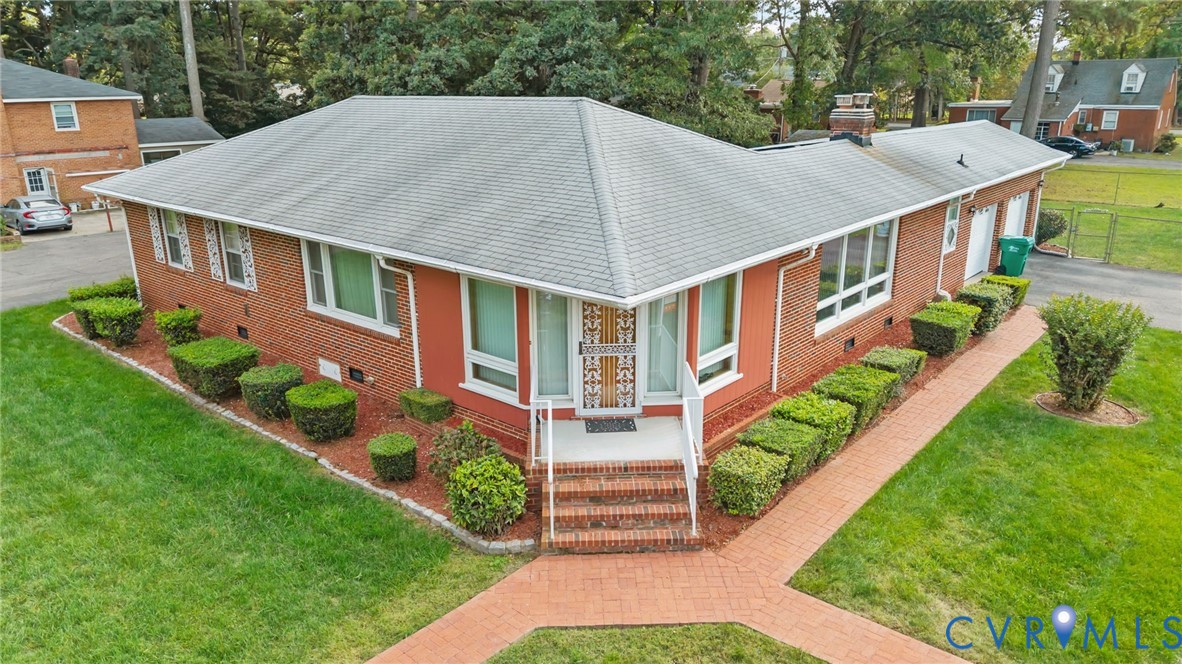 1635 Forest Glen Rd