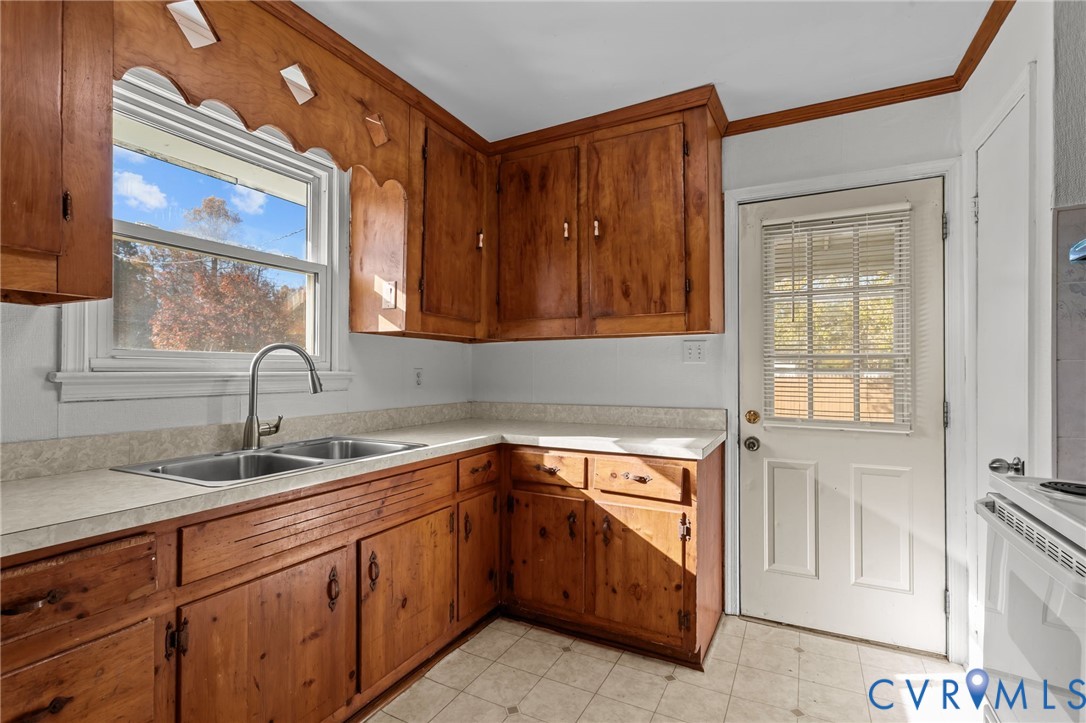 321 Morris Ln