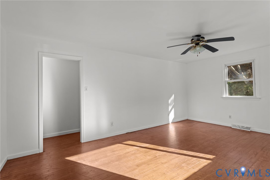 321 Morris Ln