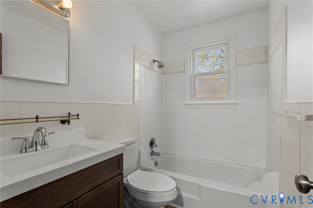 321 Morris Ln