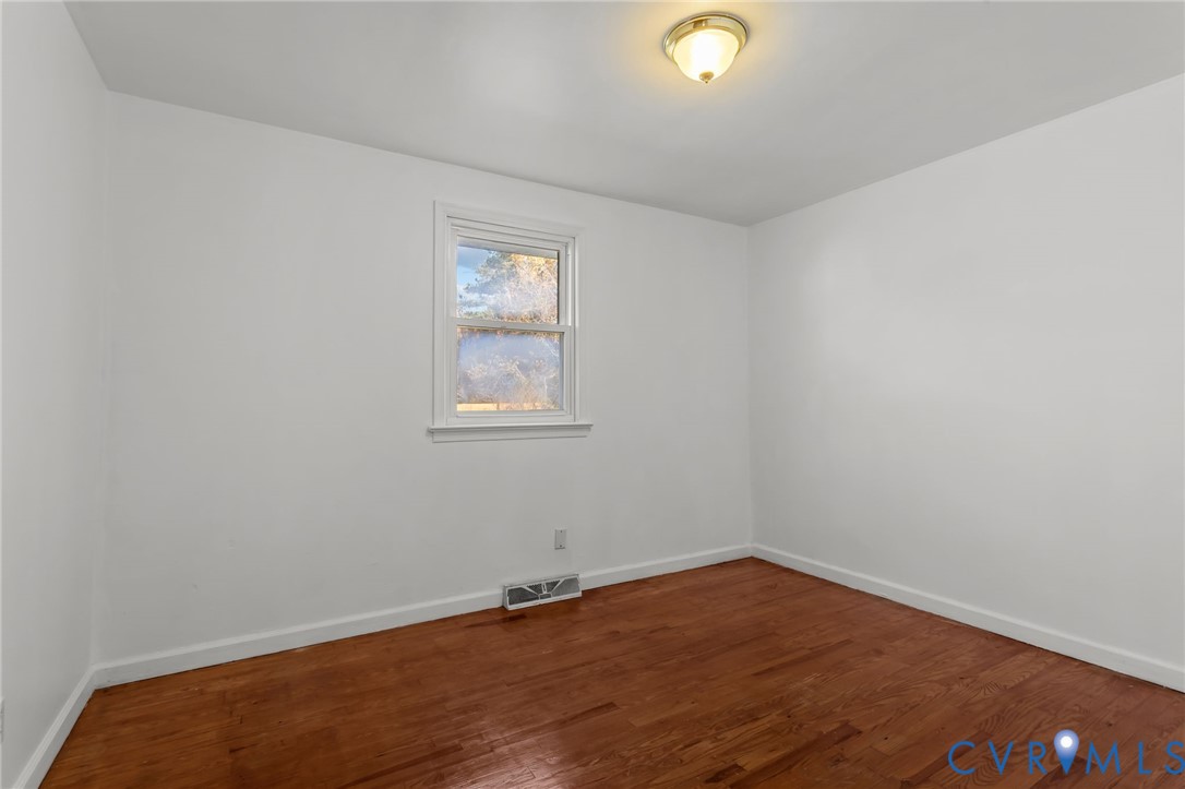 321 Morris Ln
