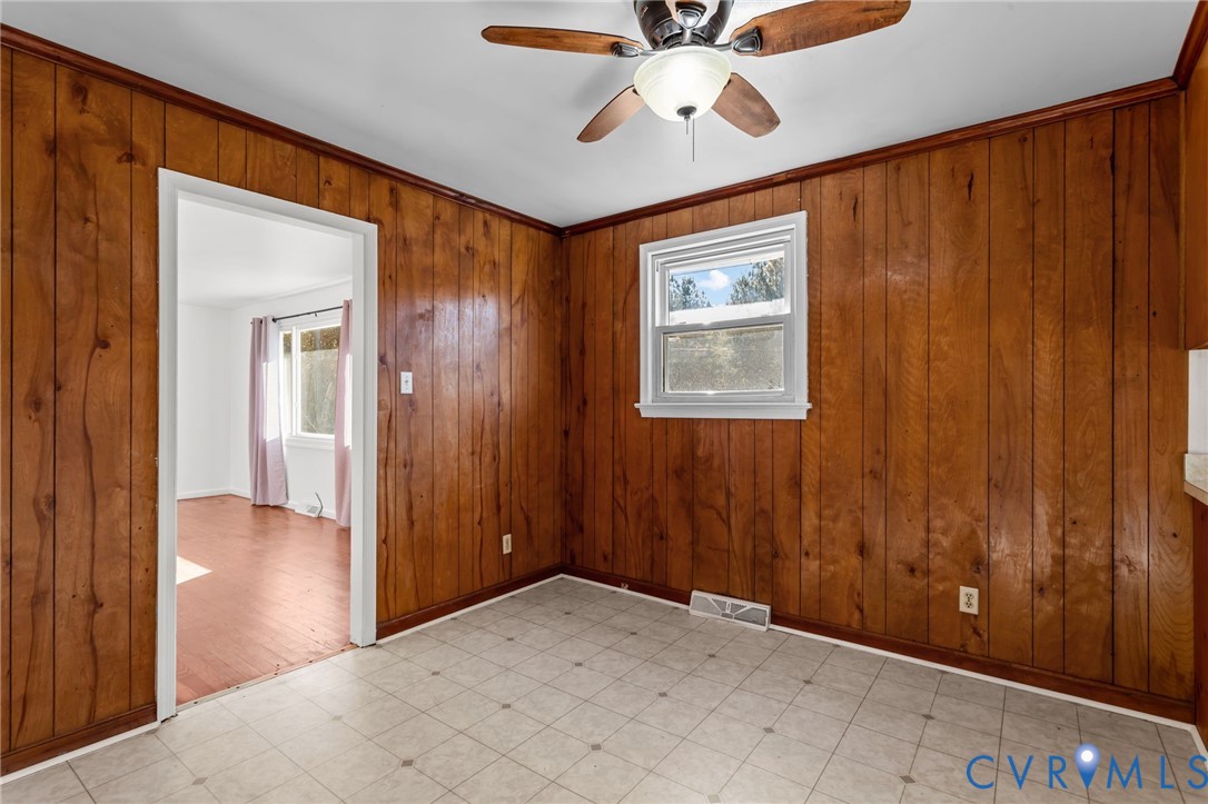 321 Morris Ln