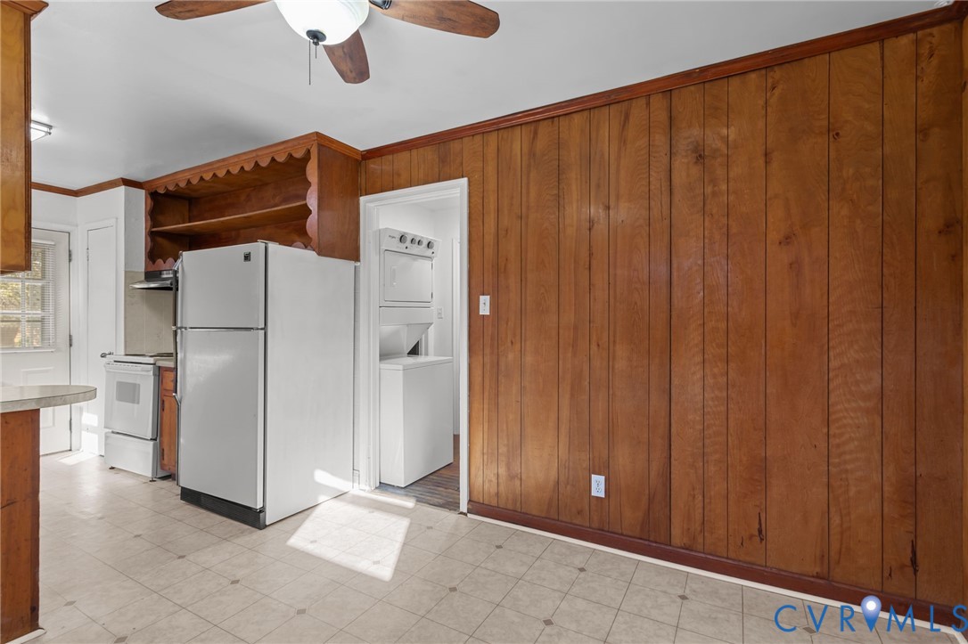 321 Morris Ln