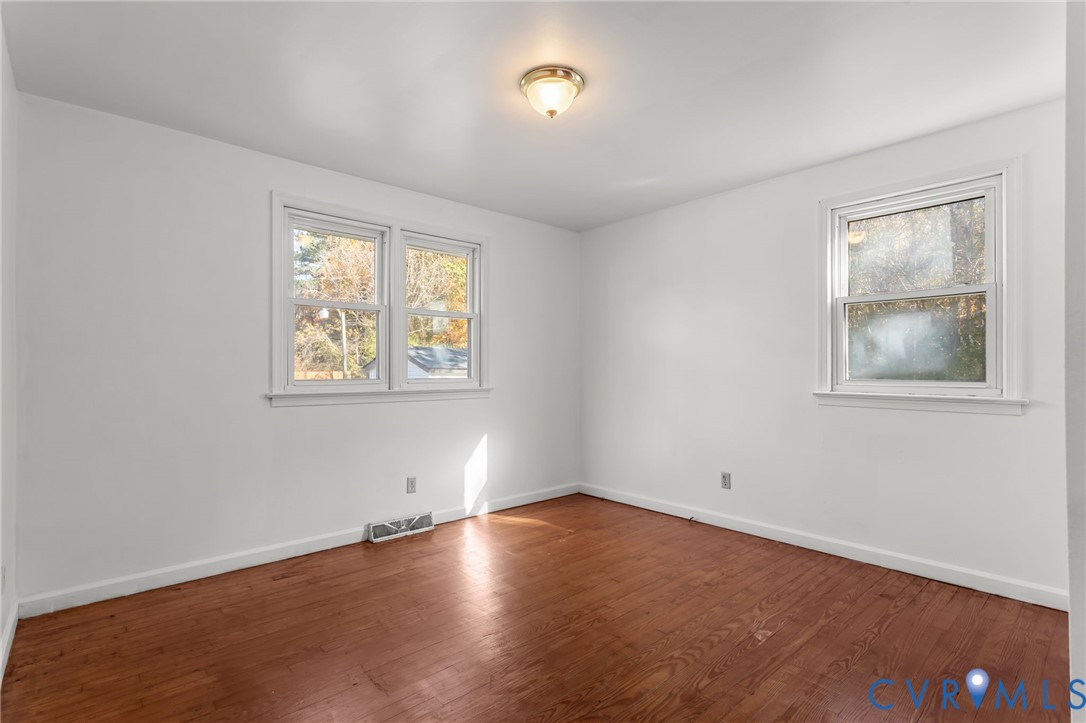 321 Morris Ln