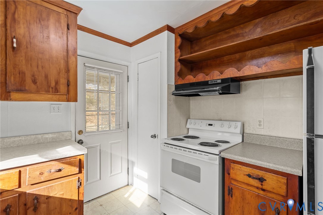 321 Morris Ln