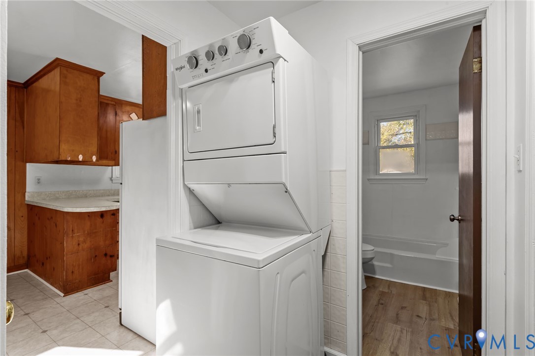 321 Morris Ln