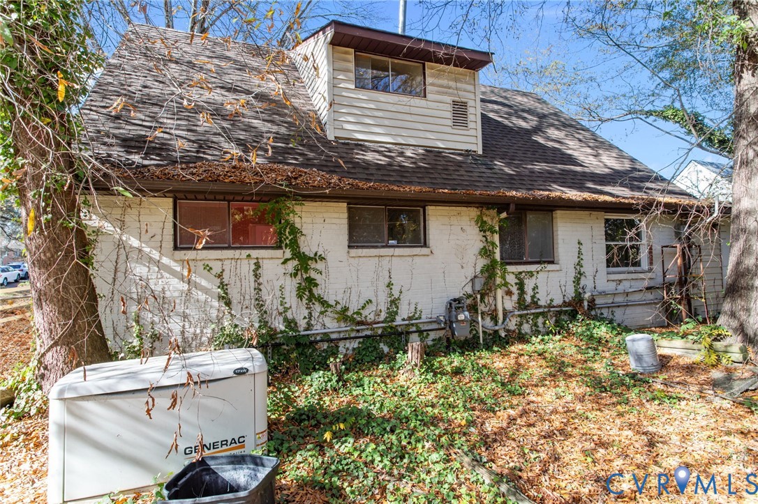 1303 Barnard Dr