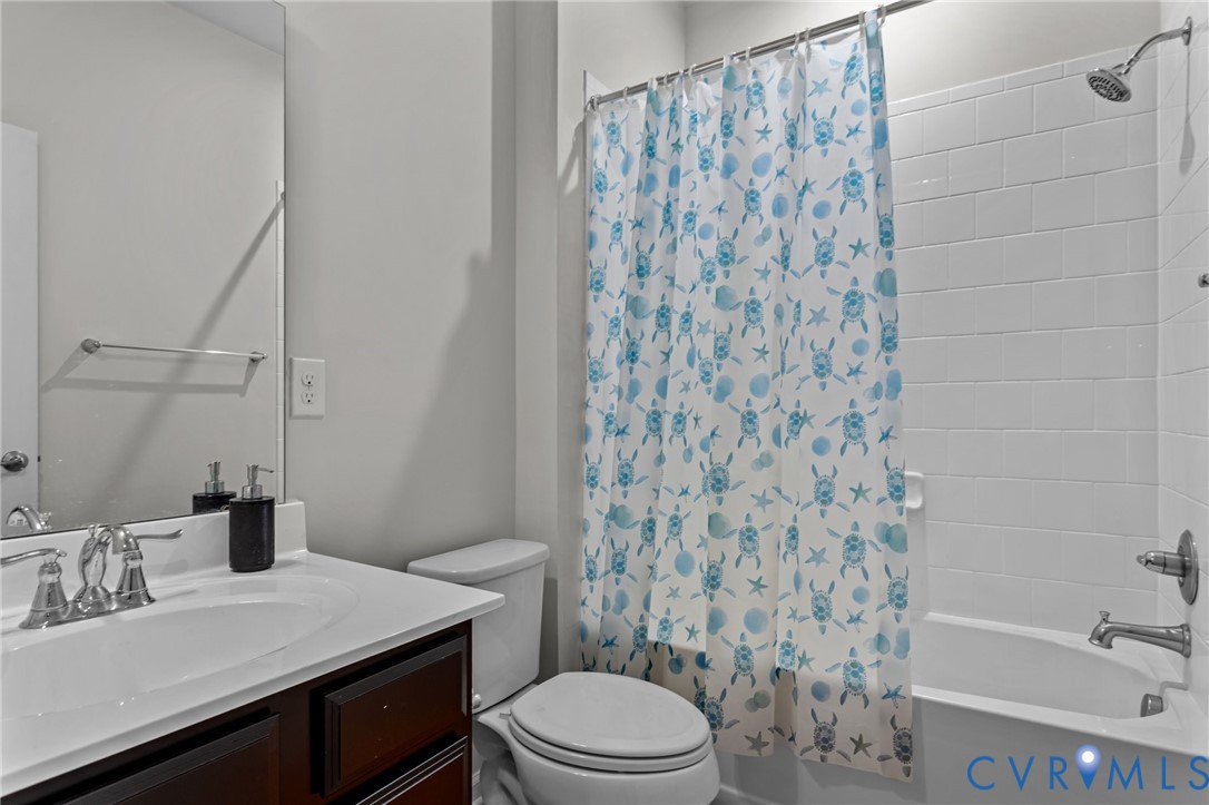 7905 Wistar Woods Ct