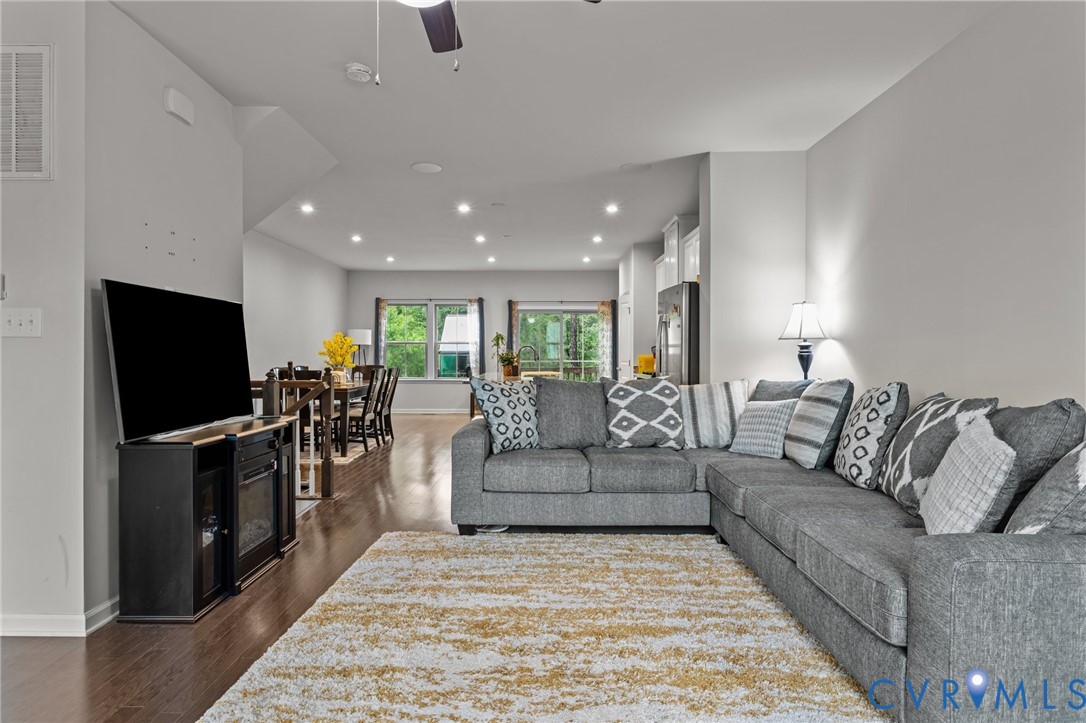 7905 Wistar Woods Ct